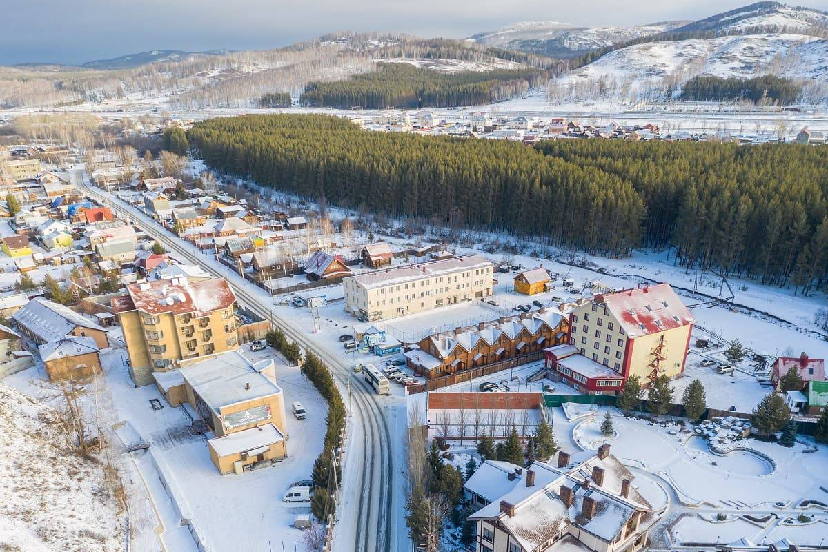 Горнолыжка в Башкирии Абзаково. Горнолыжка Белорецк Абзаково. Горнолыжка Магнитогорск Абзаково. Абзаково территория. Абзакова горнолыжка