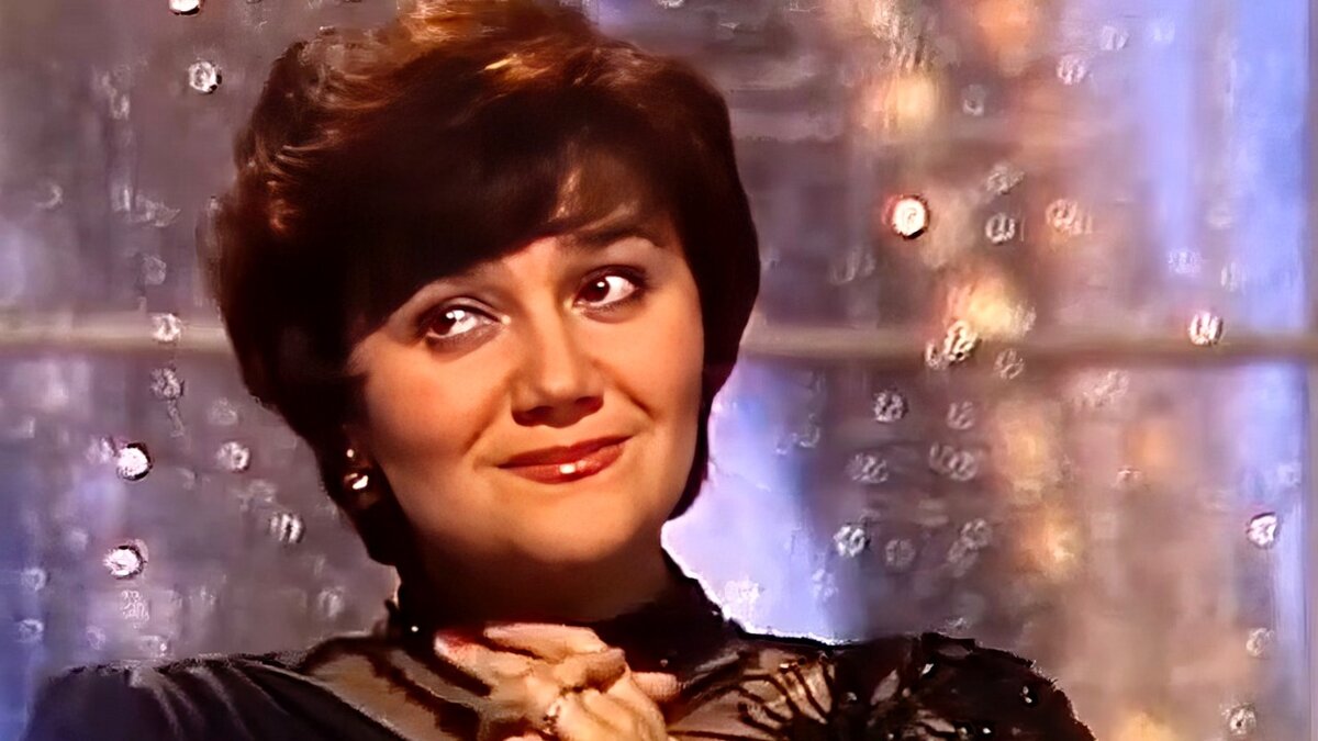 Тамара Синявская на "Голубом огоньке" 1983/1984