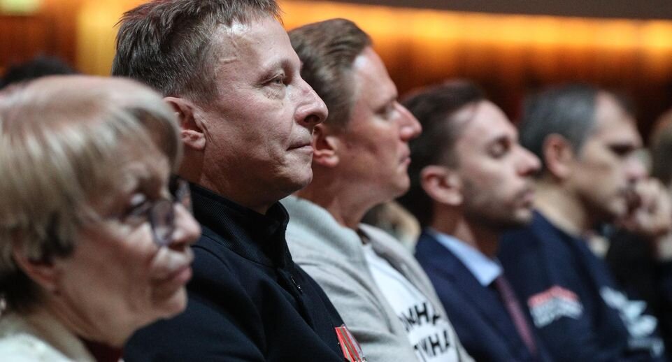 Общественники, музыканты, деятели культуры и спорта поддержали выдвижение Владимира Путина на пятые выборы президента / Bulkin Sergey / news.ru📷
