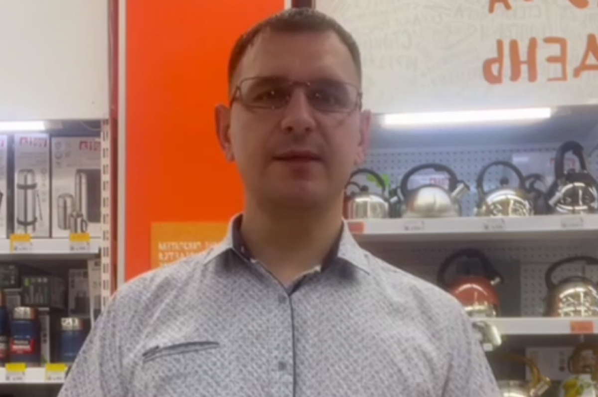    Директор магазина в Петербурге, где включили Сердючку, публично извинился