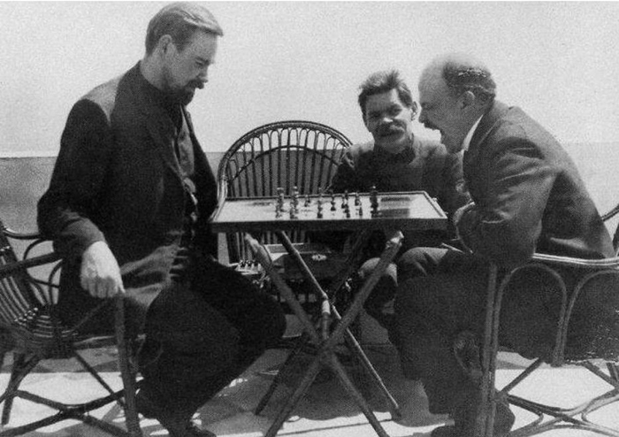 А.А. Богданов, А.М. Горький, В.И. Ленин, остров Капри