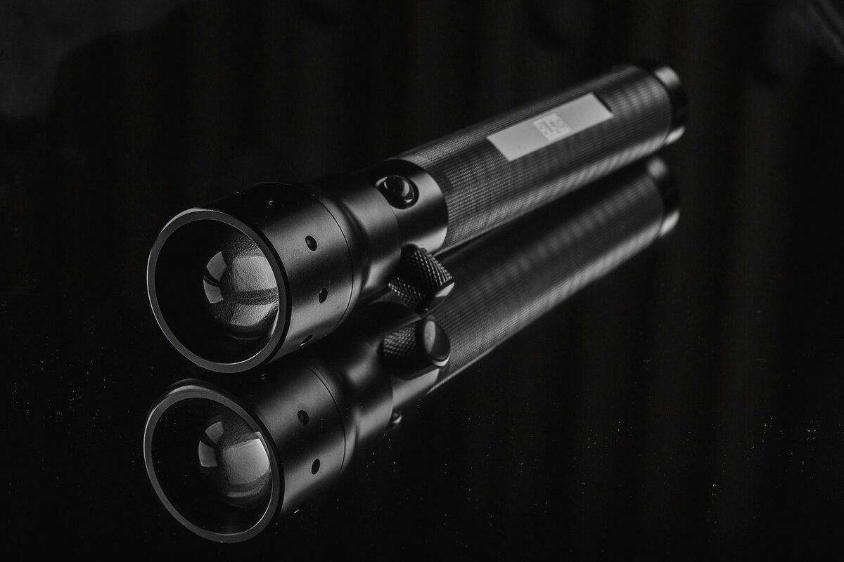    На первый взгляд, фотофонарь очень похож на любой другой фонарь / Фото: getblaze.pro