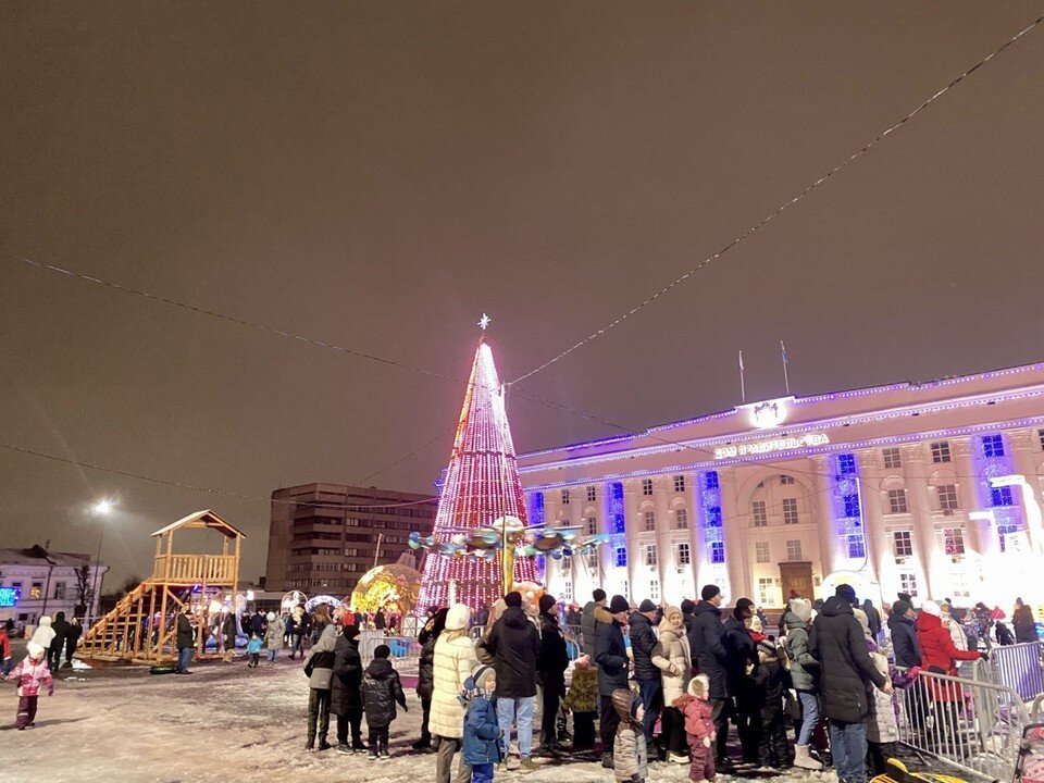    Что приготовили на Соборной площади в новогоднюю ночь Марина ДОЛГОВА