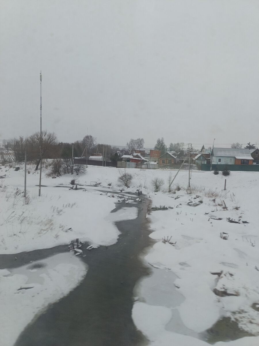 Фото автора при движении поезда