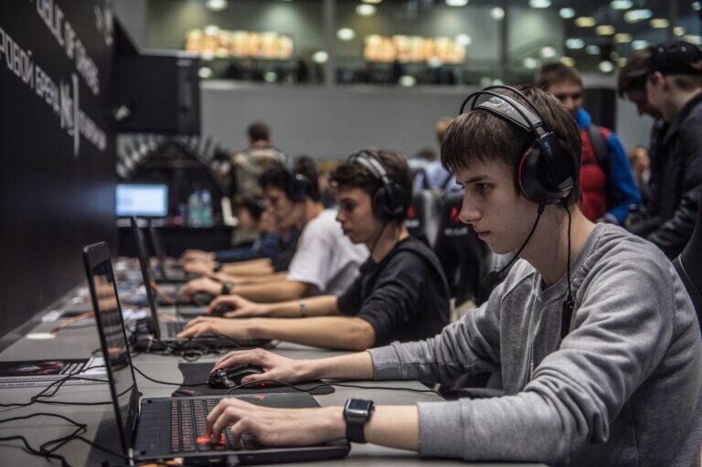    В МГППУ проанализировали поведение игроков в Dota 2 / © Getty images