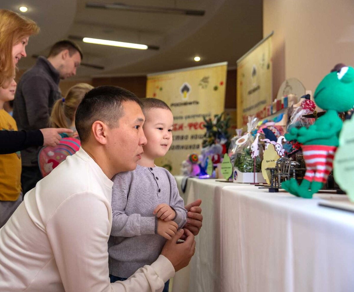    В городах Югры прошел творческий фестиваль от компании «РН-Юганскнефтегаз»