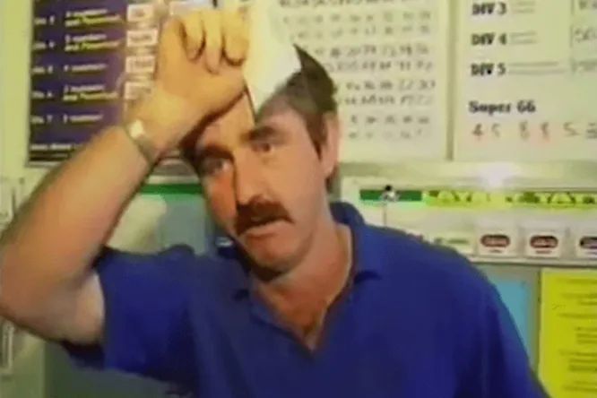 Аполитичный человек рисунок. Рубрика люди. Рубрика люди. Аполитичность мем. Рубрика о людях.