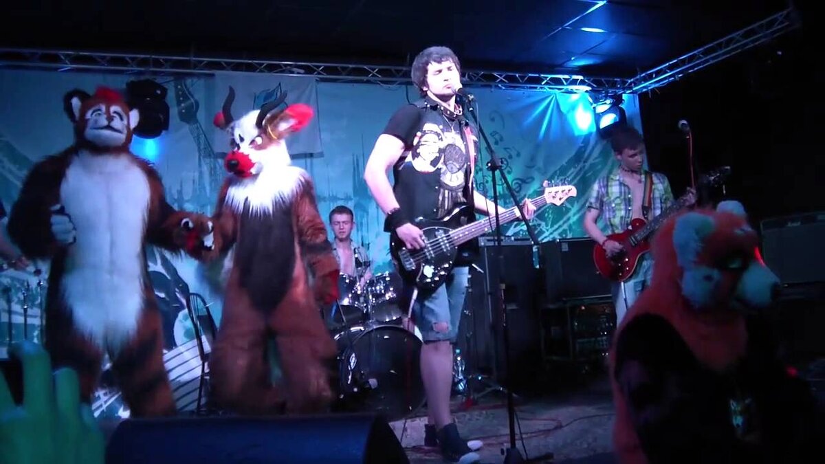 Группа "The Paws element" на сцеце