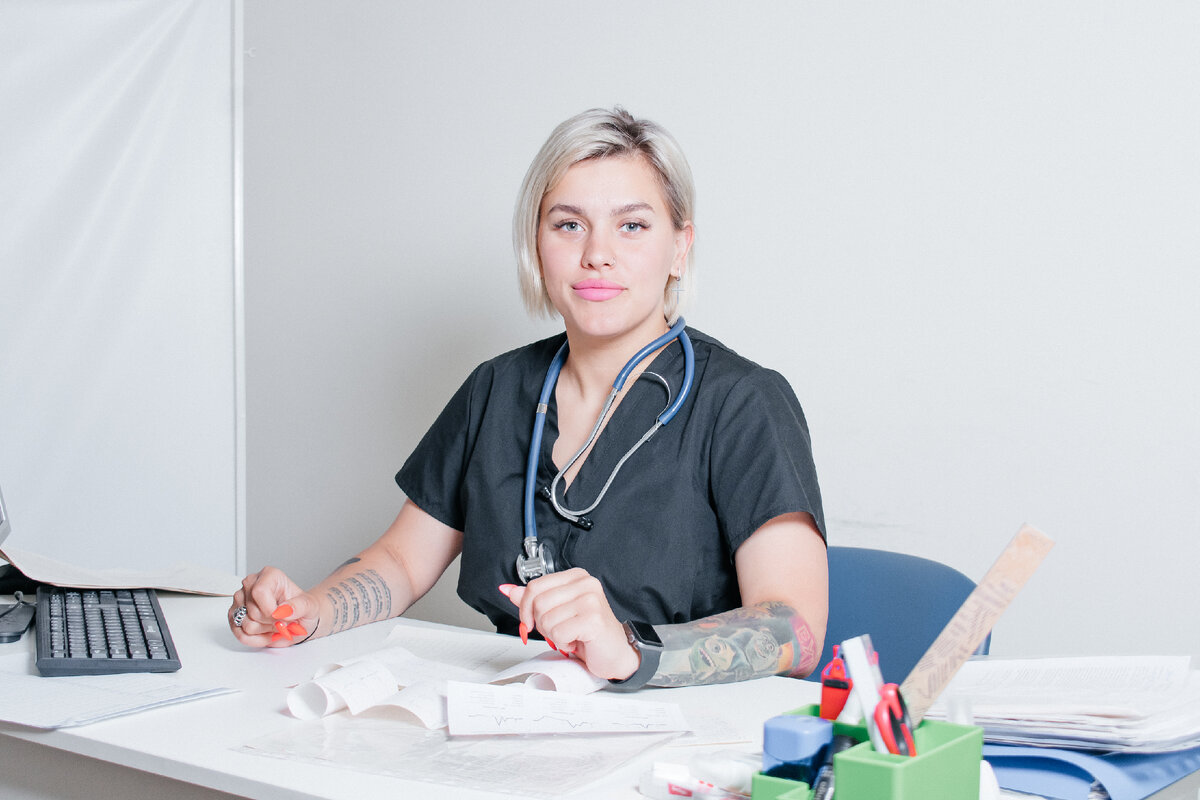 Дешевый антибиотик три таблетки. Мазь с антибиотиками при трофических язвах. Антибиотик сумамед 3 таблетки. Пила антибиотики 3 дня. Антибиотик в котором три таблетки.