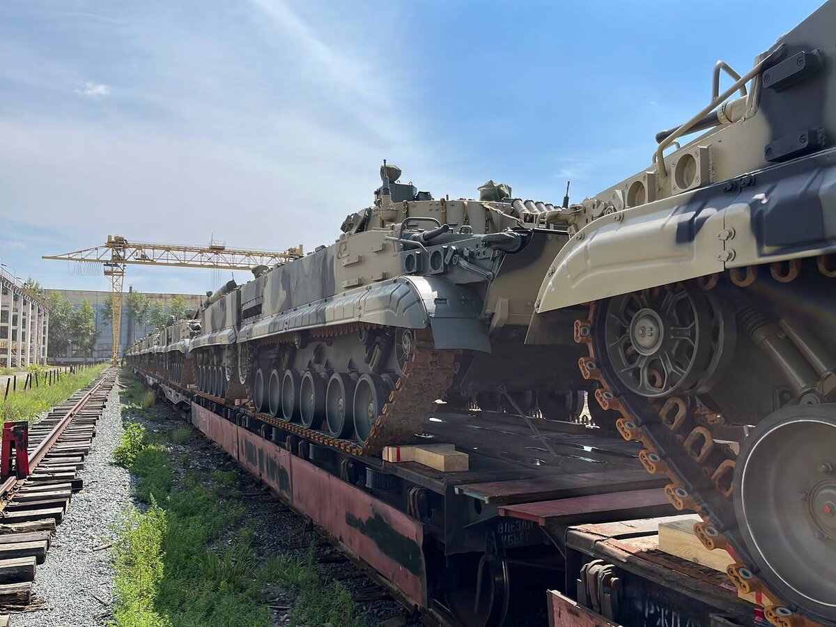 Отгрузка БМП-3. Фото: Курганмашзвод