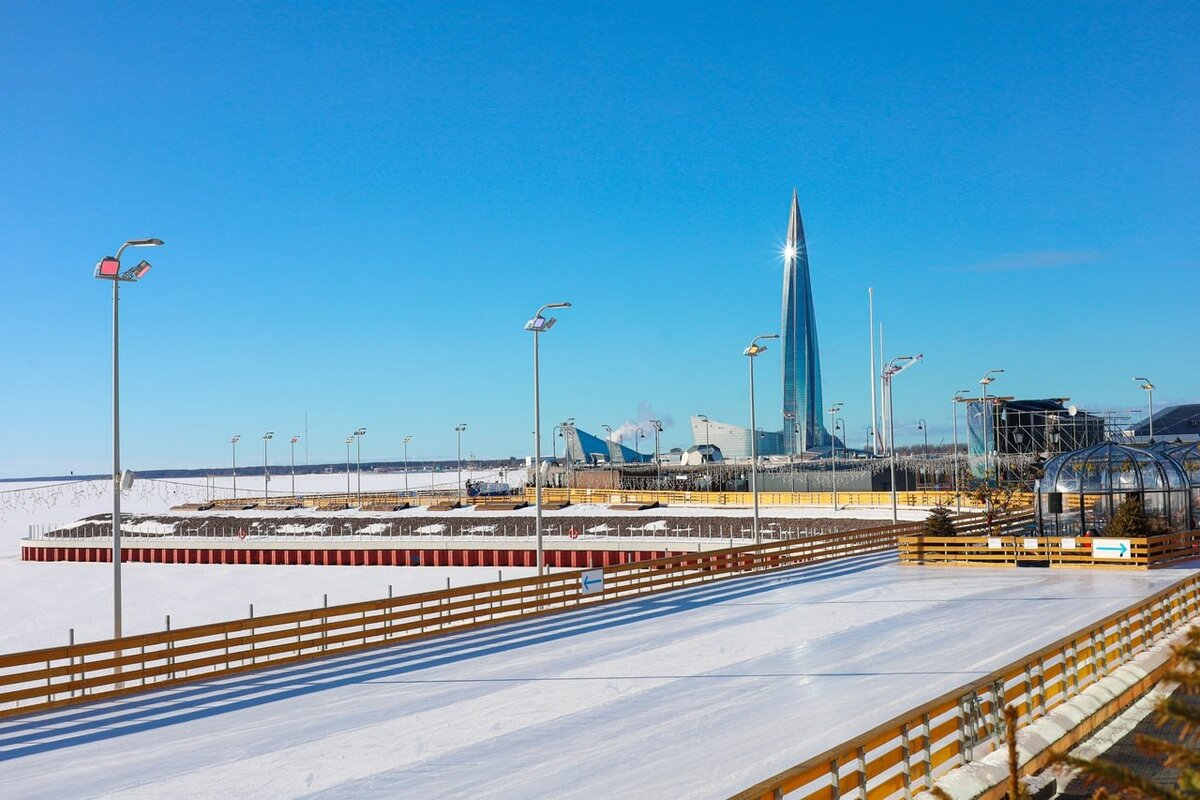 Чем отличаются павильоны на катке у флагштока. Чем отличаются павильоны на катке у флагштока. Каток у флагштока зенит. Чем отличаются павильоны на катке у флагштока. Каток крестовский остров спб.