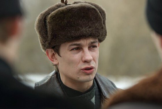    Никита Кологривый в кадре из сериала «Слово пацана»