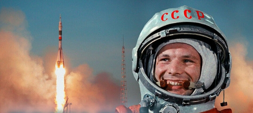 А вот и он -  типичный злобный и завистливый советский неудачник. И выражение лица соответствующее. Все ведь верно?