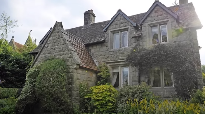 Имение, в котором росла Джоан. Фото из Яндекса