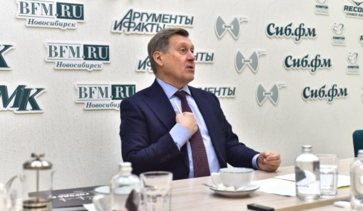     Мэр Новосибирска Анатолий Локоть. Источник: aif.ru Автор фото: Денис Винокуров