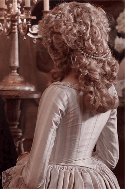 Гиф прекрасной Валерии Ростовой (https://vk.com/id464894221)