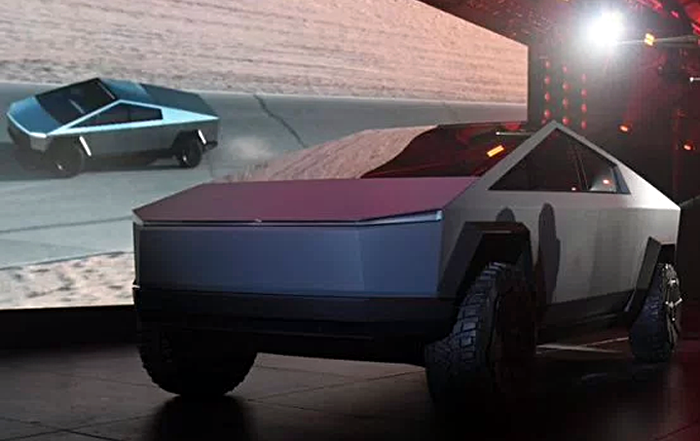 Цена электромобиля Tesla Cybertruck в России – 14 миллионов рублей / Фото: Авито Авто