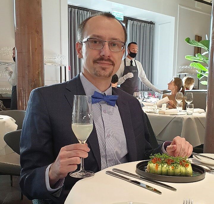 С наступающим! Автор в ресторане SAVVA