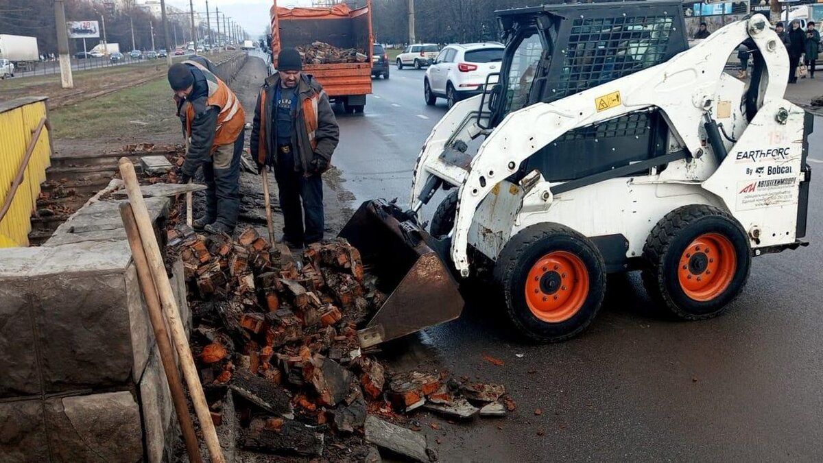    В Курске привели в порядок пешеходный переход на улице Народной