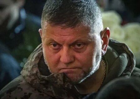    Залужный, в отличие от Зеленского, подтвердил попадания по военным объектам, промышленной и критической инфраструктуре