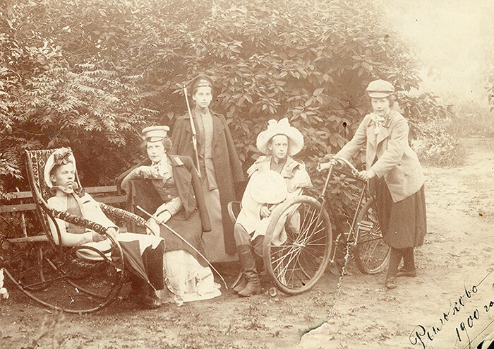 Фотография 1900 года из коллекции Веломузея Андрея Мятиева.
