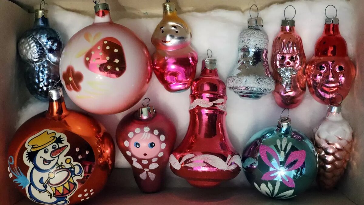     Продажи елочных игрушек в Ростове с начала ноября выросли на 11%, следует из данных «Авито», предоставленных RostovGazeta.