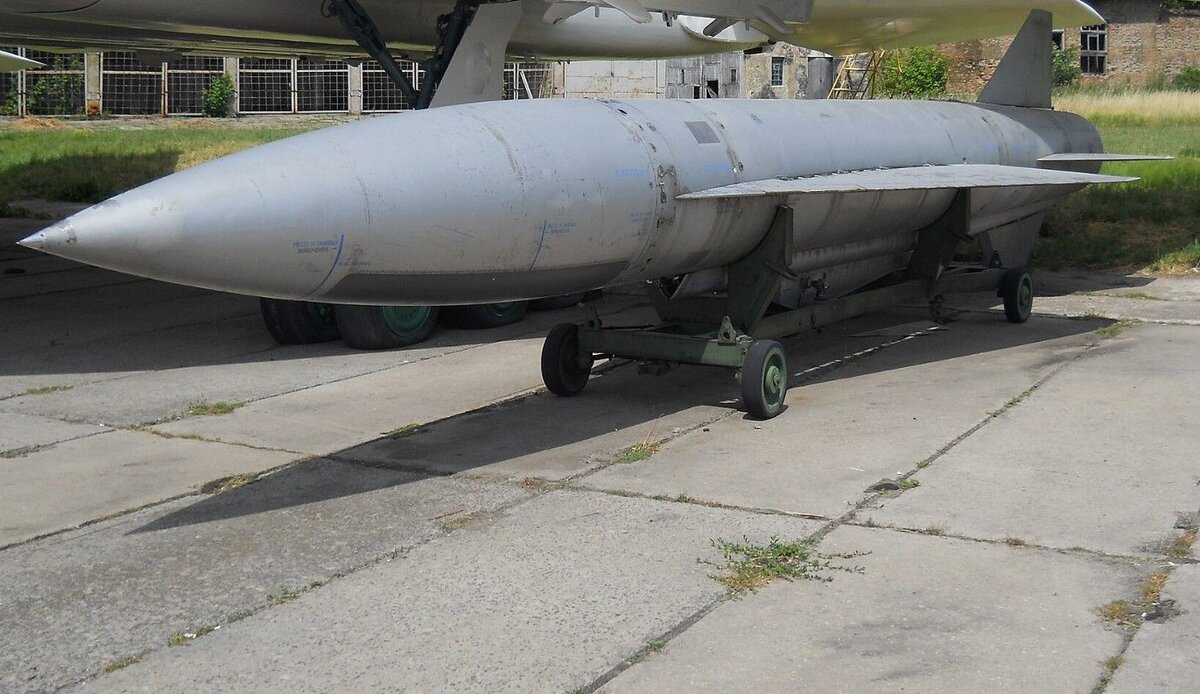    Х-22 (cc)DAVID HOLT