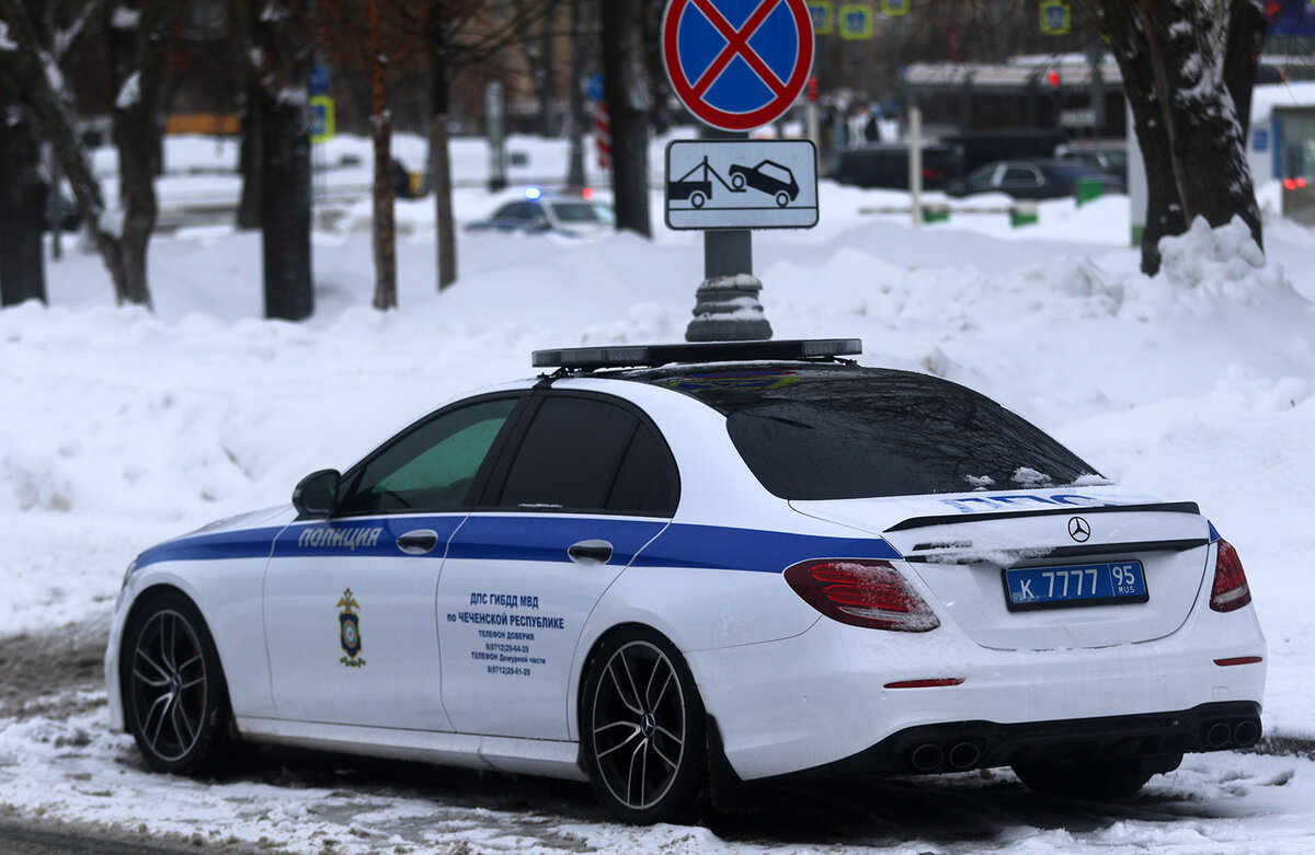 Автомобиль полиции Чечни в Москве | ФотоОхота на автомобили | Дзен