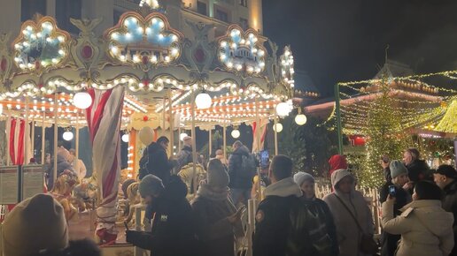 Прогулка по Новогодней Московской ярмарке - что есть, стоит ли посещать