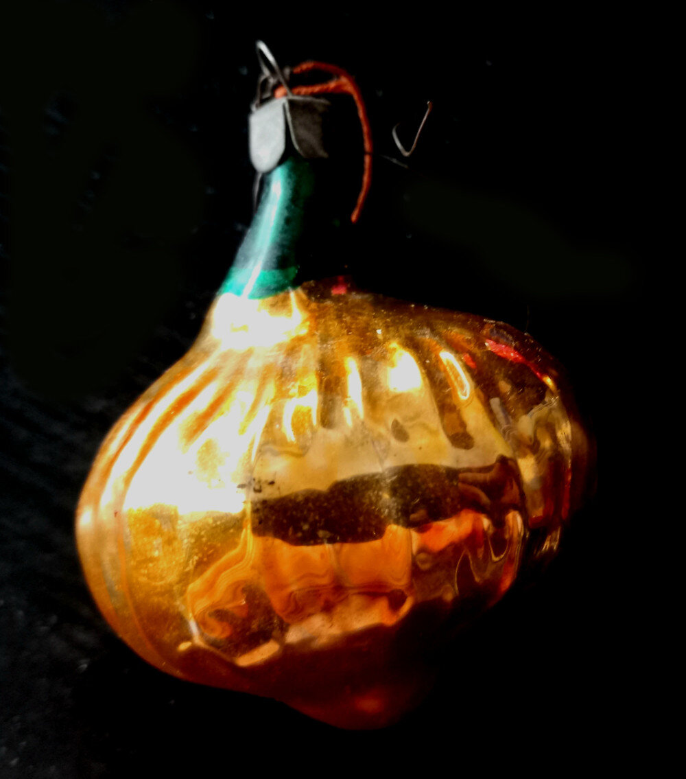 Лук. Елочные игрушки СССР