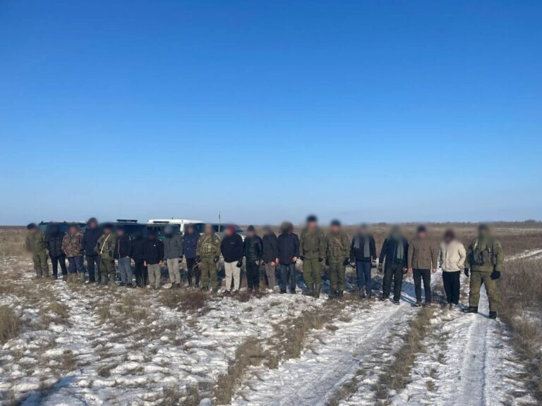    В Первомайском районе задержали мигрантов, которые незаконно попытались перейти границу Андрей Севостьянов