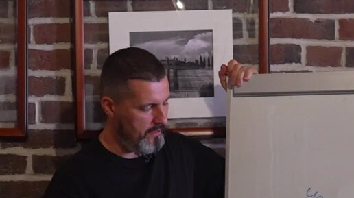 ночные разговоры самые. ночные разговоры самые искренние. карьерная лестница. человека становится более сложной. мудрые изречения.