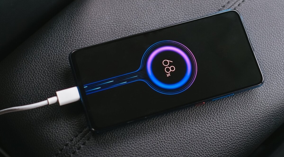 Смартфоны Xiaomi выделяются фирменной анимацией процесса зарядки. Источник: gadgetmatch.com