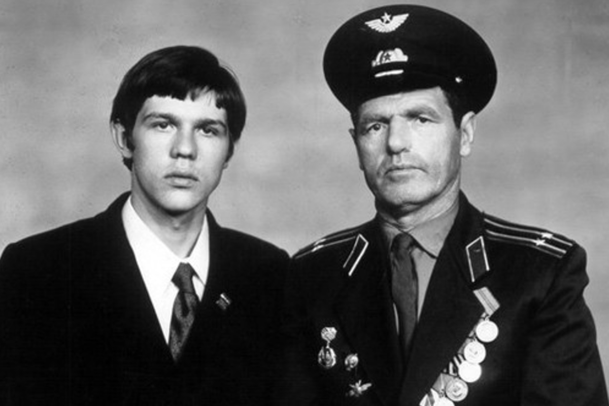 А.НОВИКОВ(Вези меня извозчик) - Слушать онлайн. Музыка Mail.Ru