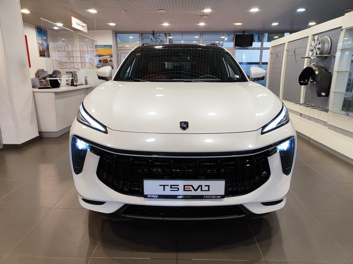 Forthing T5 EVO. Источник иллюстрации - auto.ru