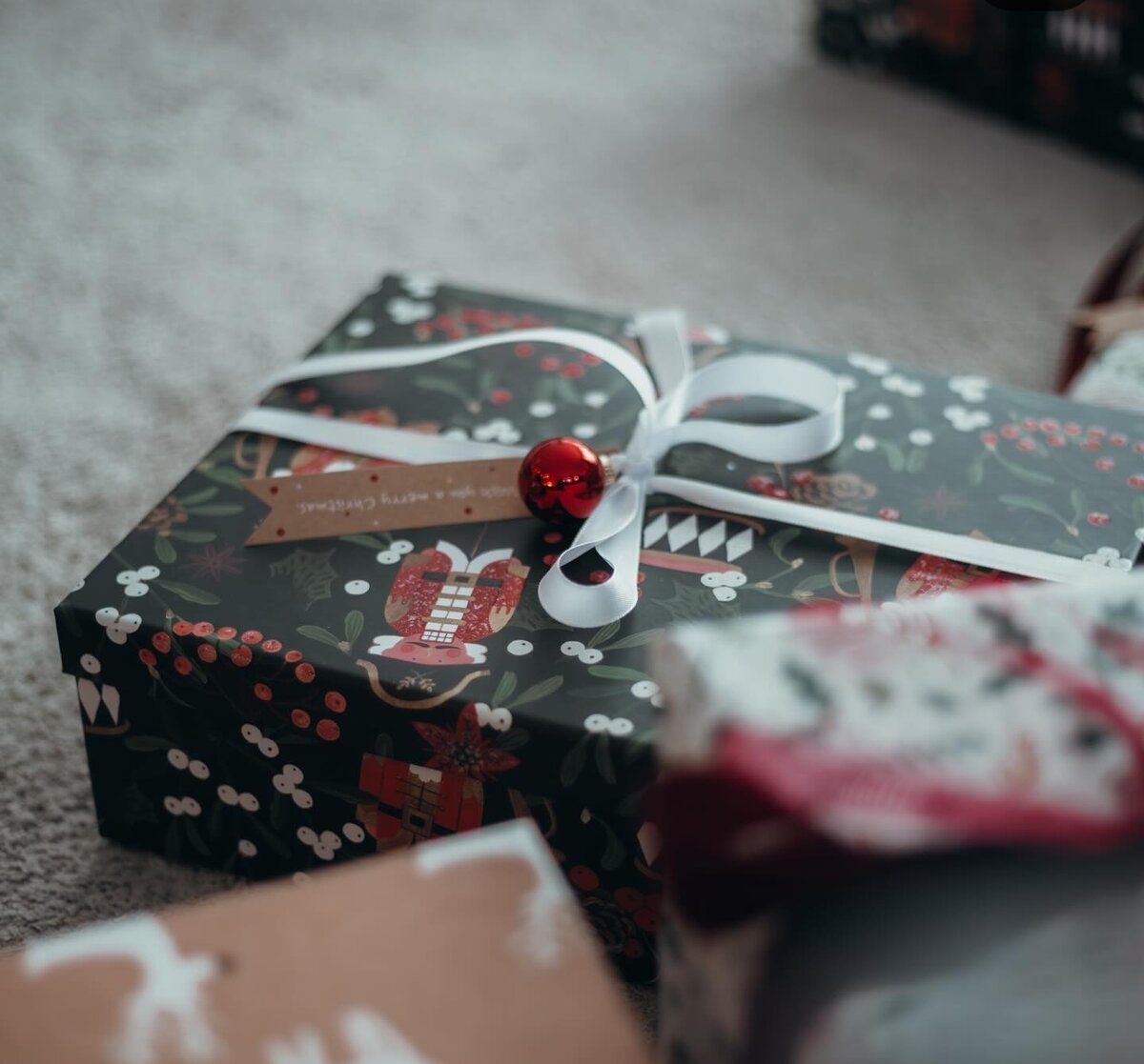 Красивая коробка! Что в ней?