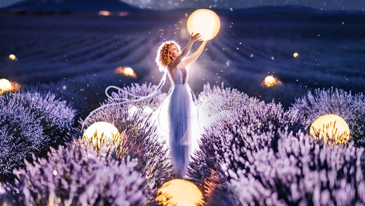 В новое- любовь и свет. Яндекс. картинки.https://w.forfun.com/fetch/02/028aaac60ce0d8bb3eb738ab7bd49bdf.jpeg?w=1470&r=0.5625