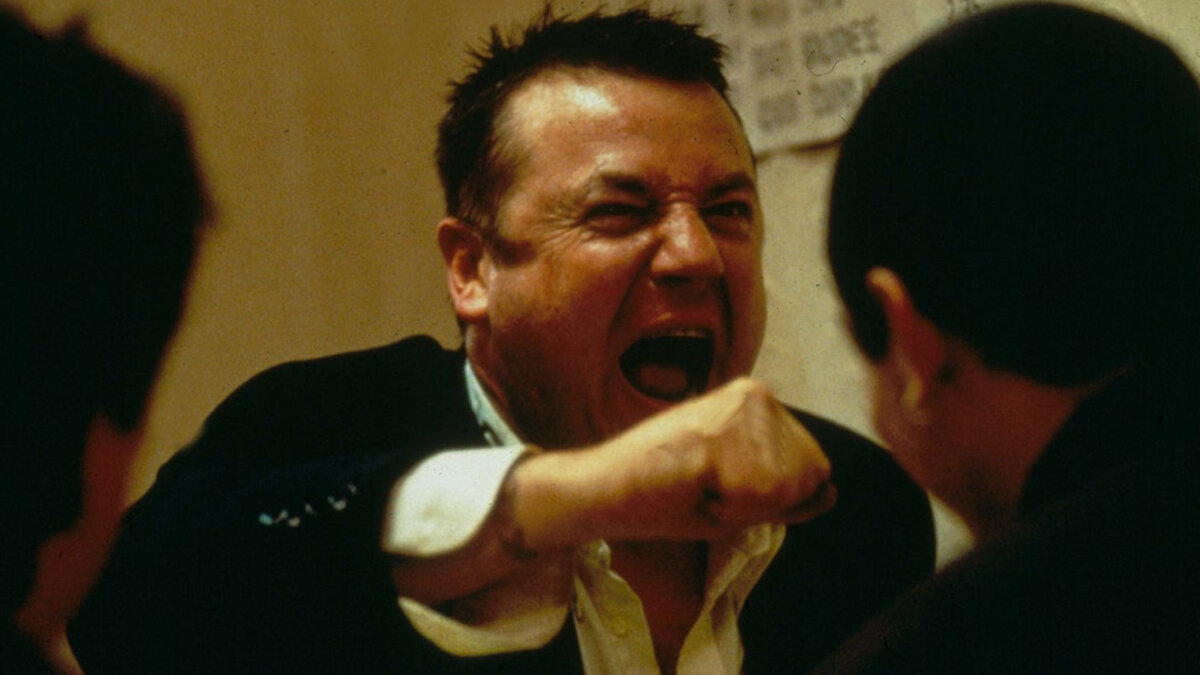 Кадр из фильма «Не глотать»