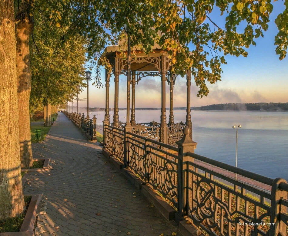 Река волга кинешма. Кинешма 19 века. Год города кинешма. Год города кинешма. Троицкий собор 1912.