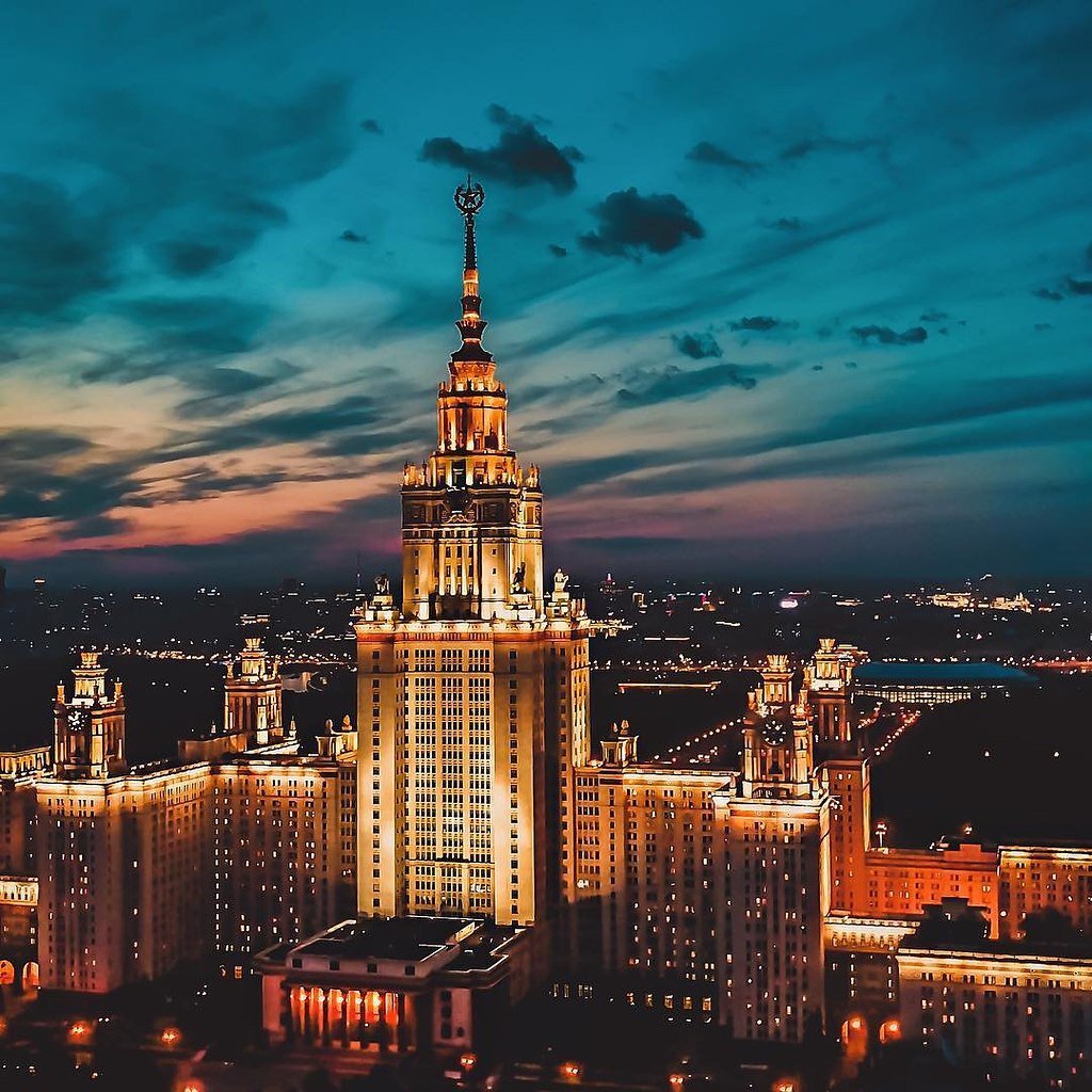 Московский государственный университет имени М.В. Ломоносова 