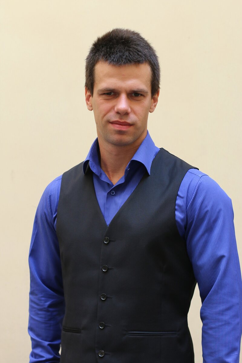 Ярослав Костров