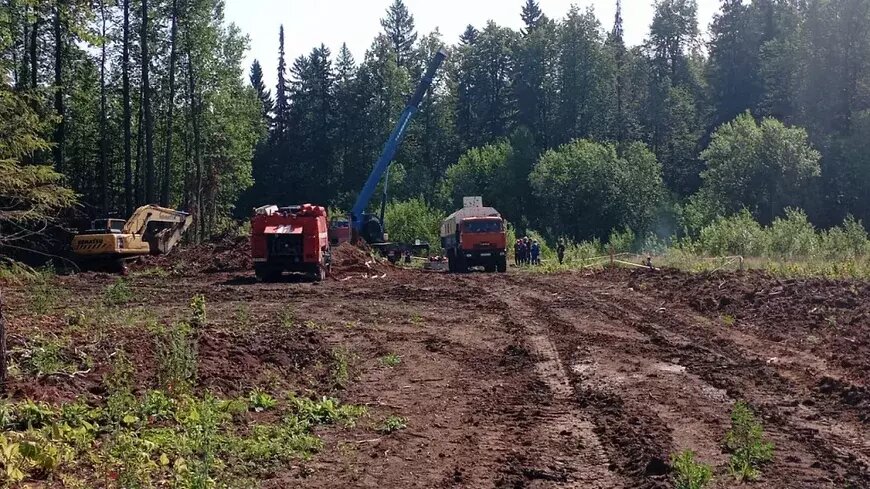     Работы на объекте не ведутся уже около года.