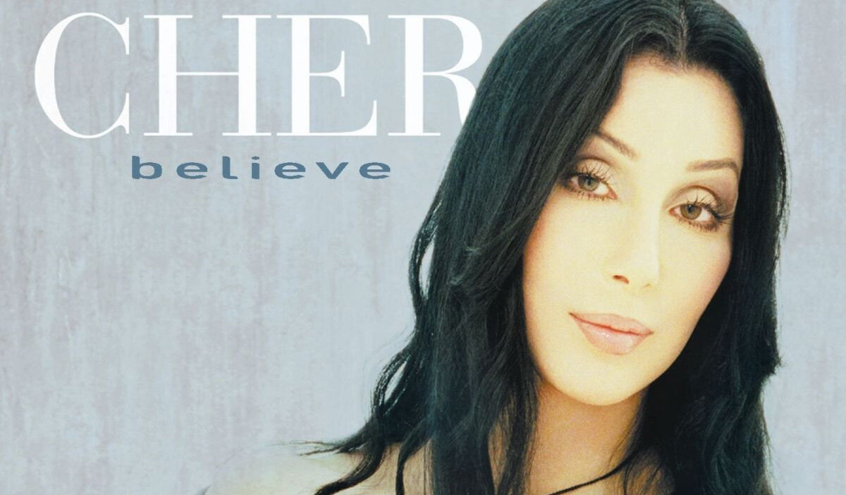 Песня шер ремикс. Cher 1998. Cher - believe 1998г. Шер 2000 год. Cher обложки.