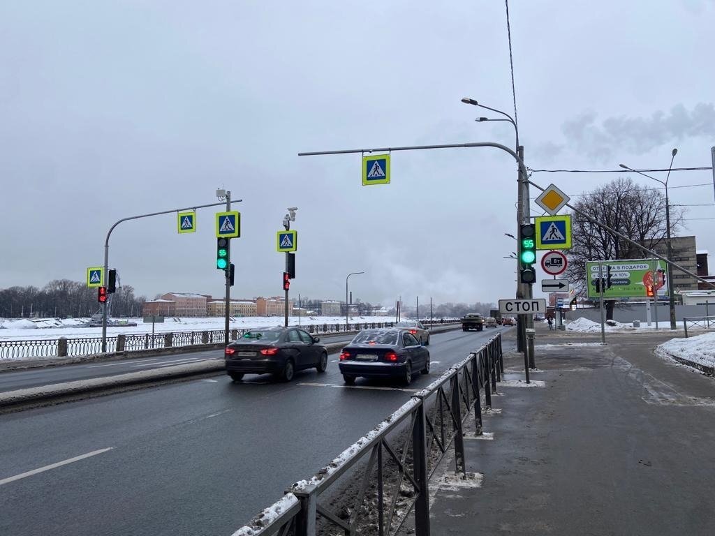 Светофор в Невском районе. Фото: пресс-служба городского комитета по транспорту