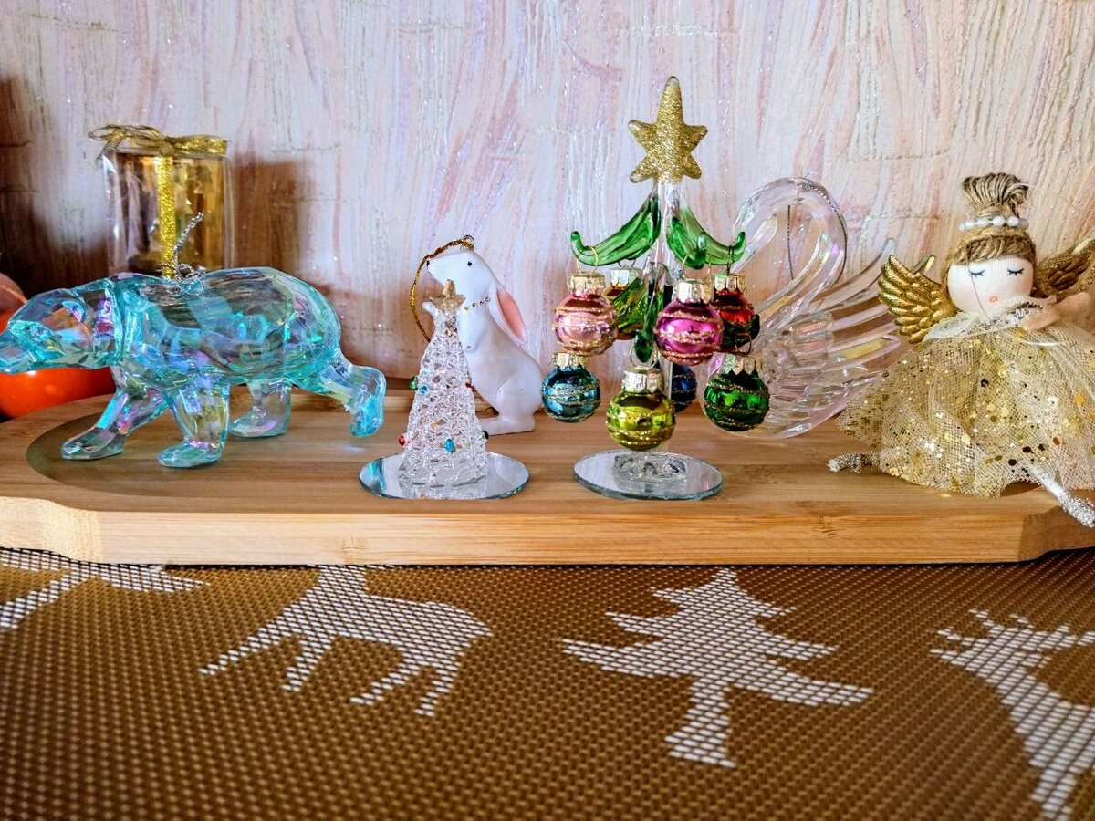 Моя коллекция новогодних игрушек пополняется.