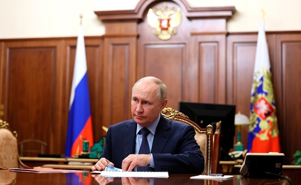    В поддержку кандидатуры Путина на выборах собрали более 500 тысяч подписей