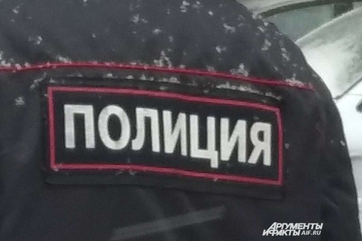    Полицейский из Чечни устроил в Новосибирске дебош и был ранен из пистолета