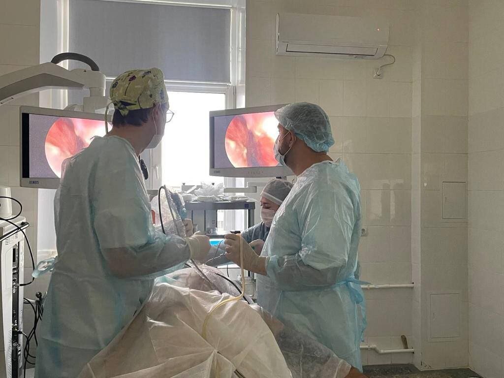  📷    В Оренбургской больнице им. Войнова провели уникальные операции на гортани Марина Шарт