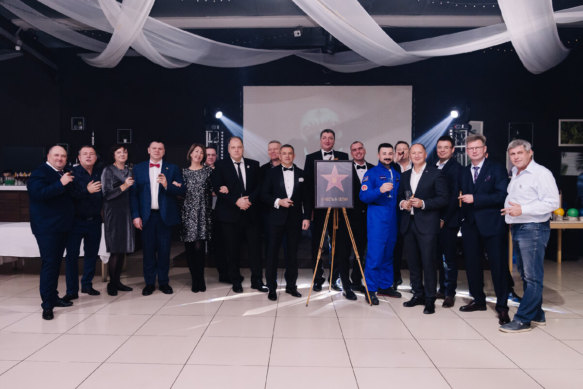 Звезда в честь 8-летия Саратовского Сигарного Клуба открыта