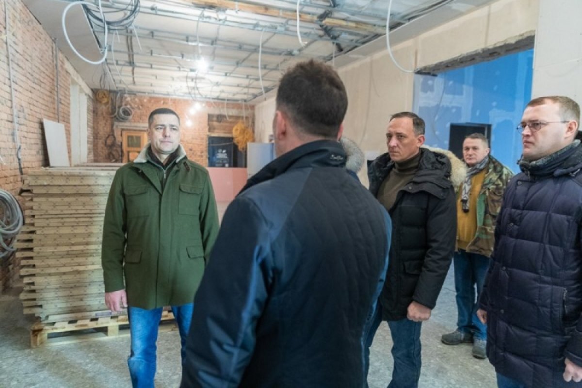    Псковский губернатор поручил ускорить работы по созданию Центра молодежи